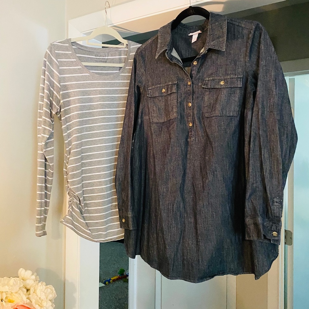 2 Maternity Long Sleeve tops Fit Size Medium (size S & M on tags)